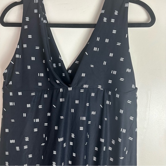 Carve Designs Black & White Hatch Print UPF 50+ 83% Nylon Active/Swim Dress Xl - Picture 7 of 14